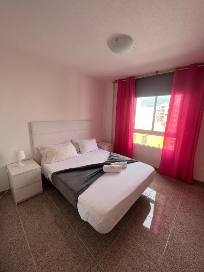 Edificio Playa Chica Apartment เอลเมดาโน ภายนอก รูปภาพ