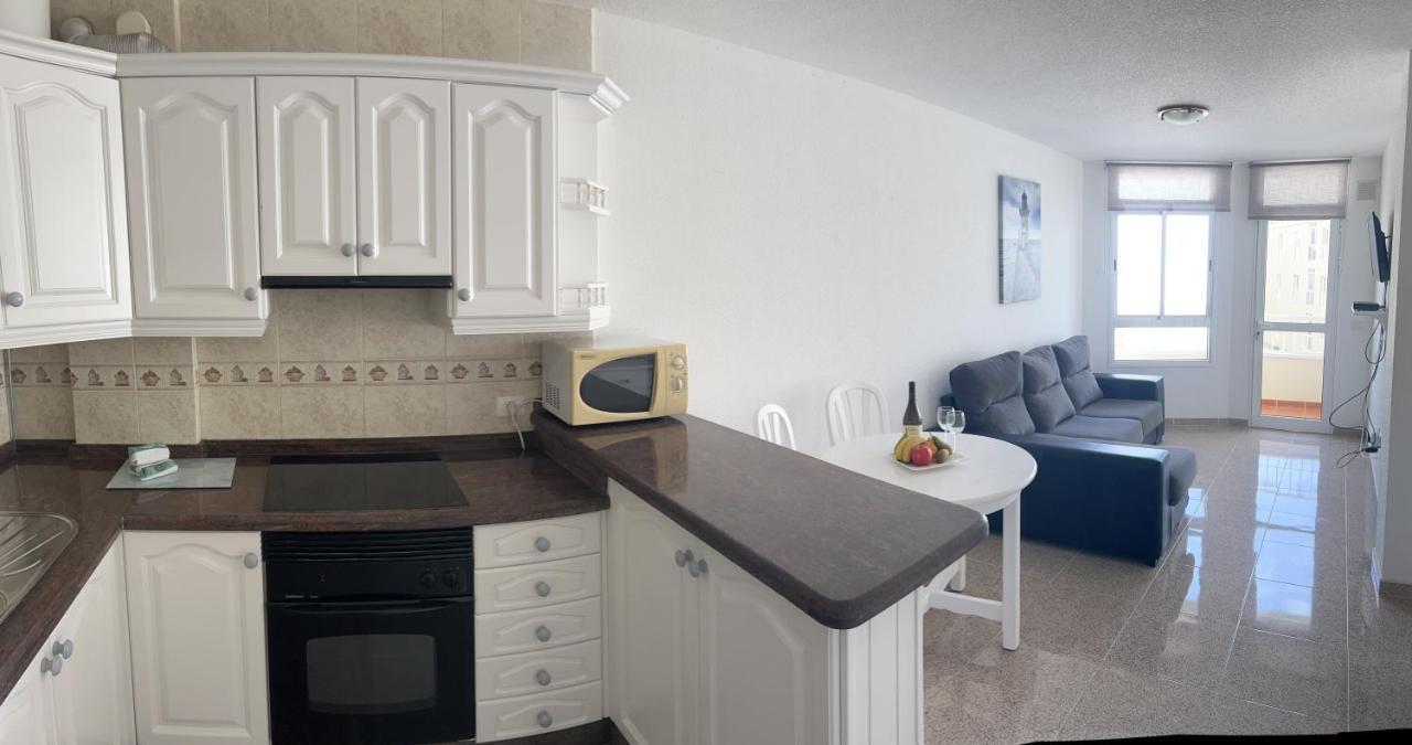 Edificio Playa Chica Apartment เอลเมดาโน ภายนอก รูปภาพ