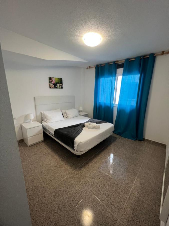 Edificio Playa Chica Apartment เอลเมดาโน ภายนอก รูปภาพ